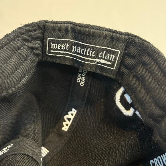 Crowns Solo Logo Classic Snapback - White on Black - Picture 2 of 6